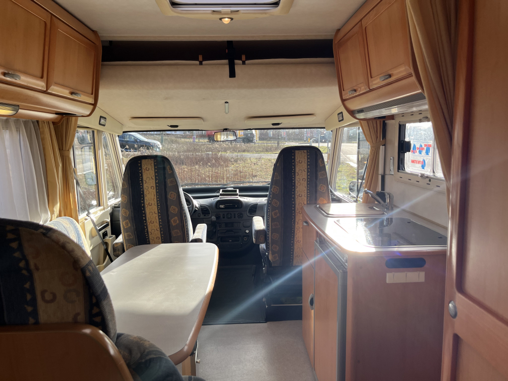 Hymer B575 Mercedes-Benz AUTOMAAT 5 persoons foto: 17