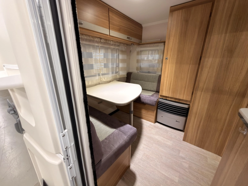 Caravelair Antares Style 450 Luifel+mover+voortent  foto: 4