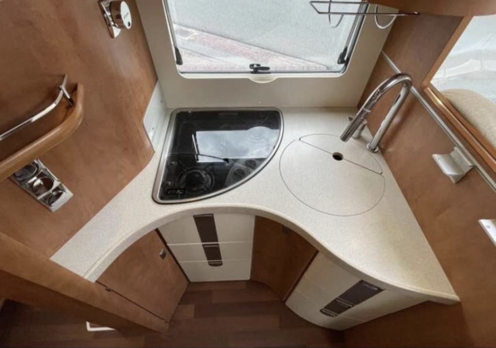 Carthago Chic C-Line i50 QUEENSBED HEFBED foto: 87