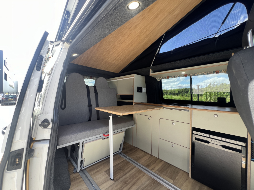 Volkswagen T6 buscamper Florida Nuevo interior foto: 1