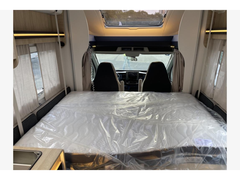 Chausson Titanium 650 ruimtewonder van 6,39m  foto: 7