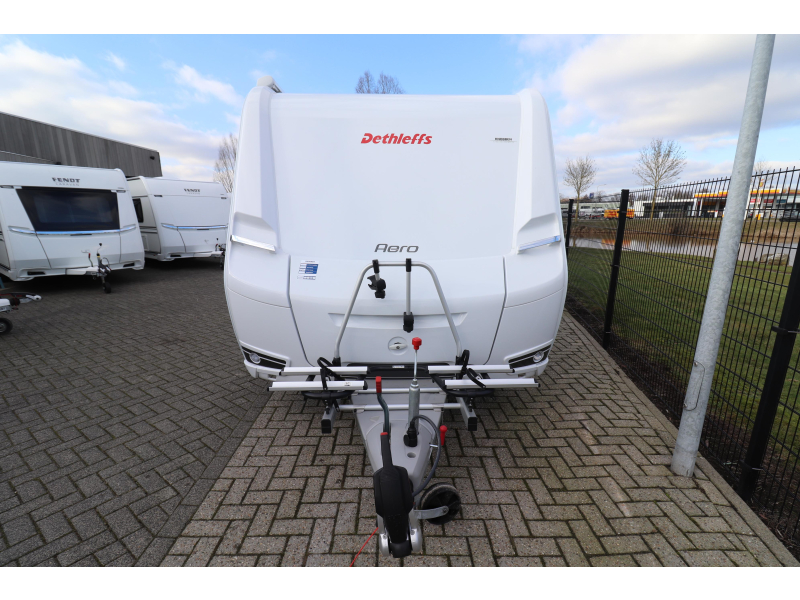 Dethleffs Aero 410 QS Dwarsbed / mover / luifel  foto: 1