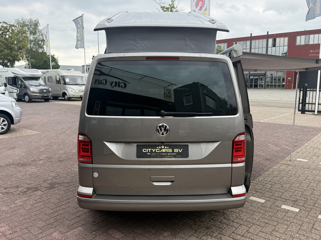 Volkswagen California Ocean T6 Westfalia im Neuzustand DSG Automatik 200 PS Vollausstattung 4 Schlafpl&auml;tze elektr. Aufstelldach Markise Klimaautomatik Tempomat Kamera Softclose abnehmbare Anh&auml;ngerkupplung Foto: 5