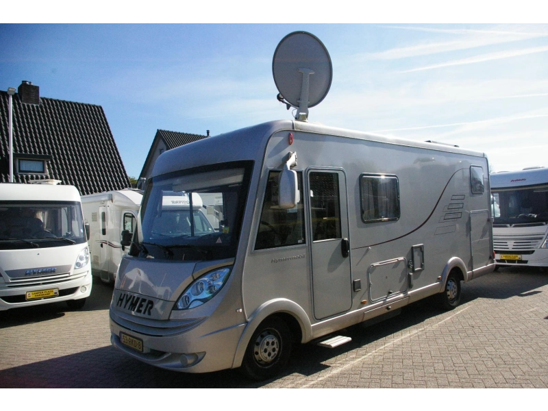 Hymer B klasse 578 Enkele bedden, XXL Garage  foto: 2
