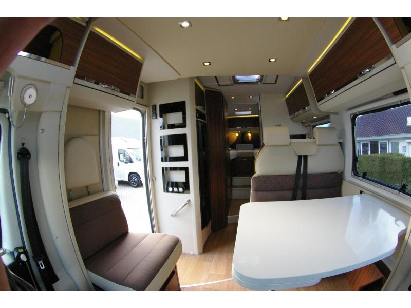 Adria Matrix M 670 SL Enkele bedden, Hefbed.  foto: 7