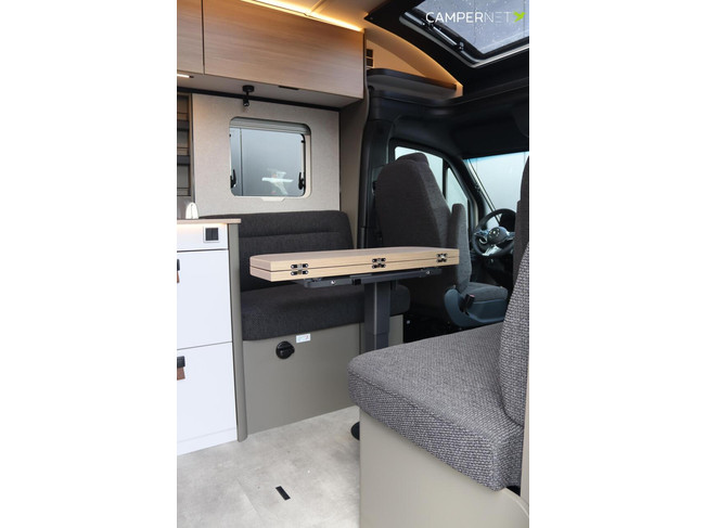 Hymer GT-S 685 170pk Automaat | Face to Face | Oven | Dieselverwarming | Winterpakket | Gescheiden Douche | Lengtebedden | Nieuw uit v