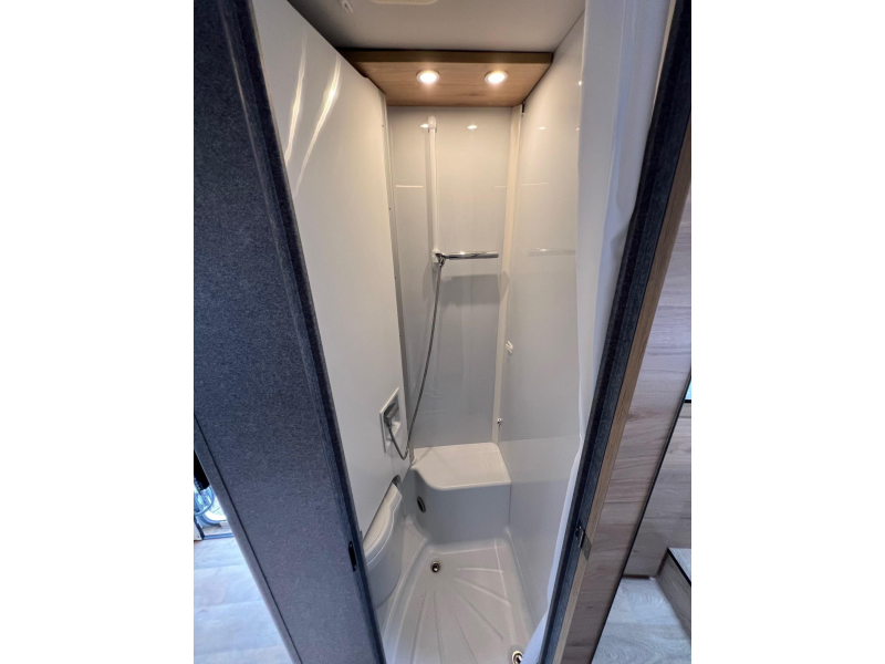 Dethleffs Just 90 T T6815 Klimaanlage, Einzelbett Foto: 14