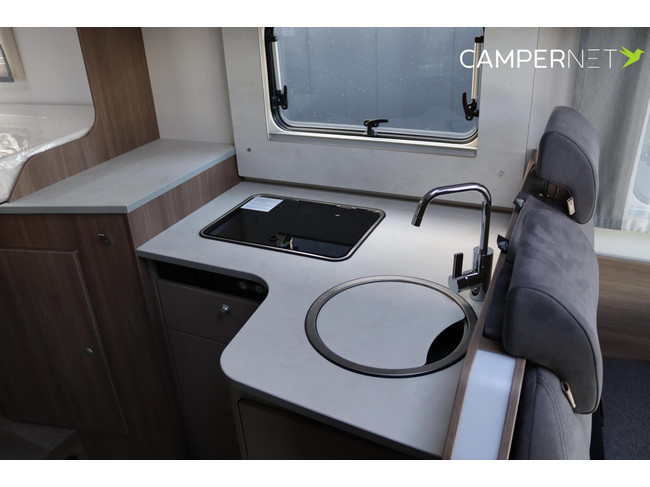 Carado T338 155hp Automatic | Edition Model | Alloy wheels | Awning | Single beds | photo: 11