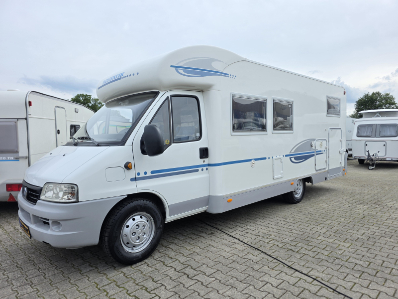 Adria Coral 660 SL Lengtebedden 2.8 AUTOMAAT  foto: 2