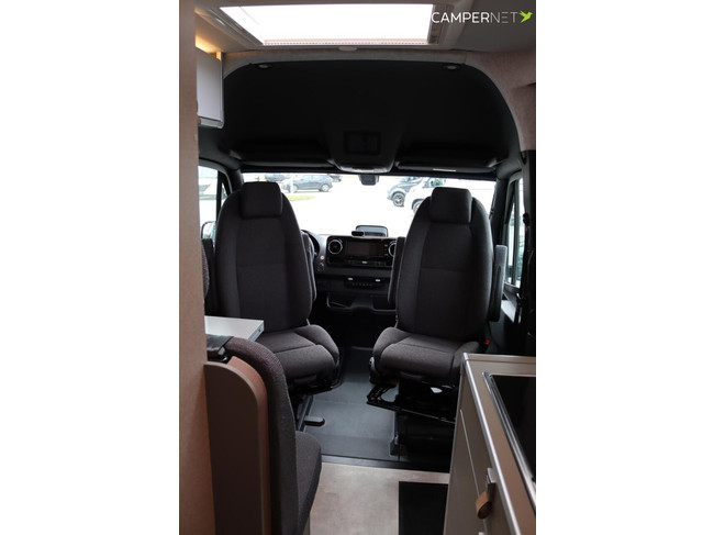 Hymer Grand Canyon S 700 190 PS Automatik 4x4 | Premium-Paket | L&auml;ngsbetten | Lithium | Markise | 6.97m | Dieselheizung | Sitzheizung Foto: 8