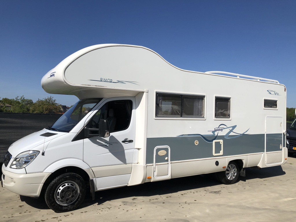 Rimor SuperBrig  TC747 XXXXL garage foto: 2