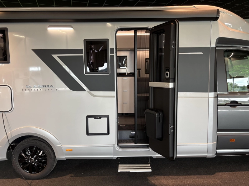 Adria Compact Max DL Automatik / kompakt Foto: 7
