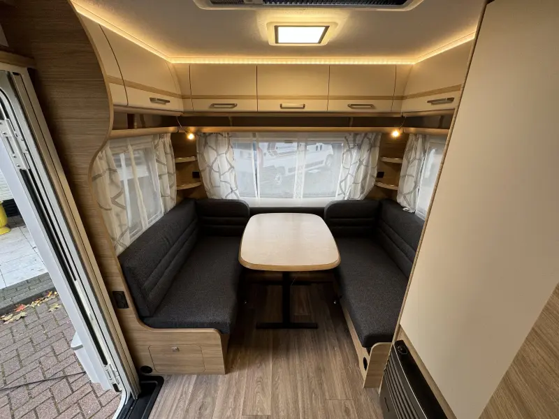 Fendt Bianco Selection 465 TG model2025 