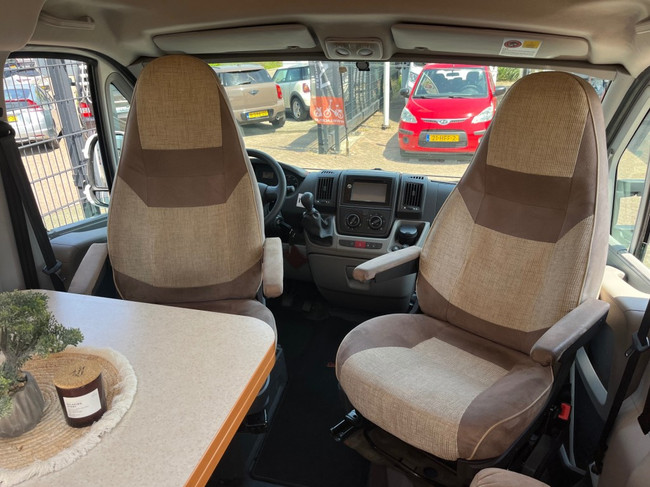 Adria Coral S 670slt Enkele Bedden E&P Levelsysteem foto: 21
