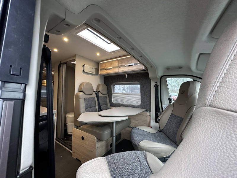 Dethleffs Globetrail 640 BTW voertuig  foto: 3