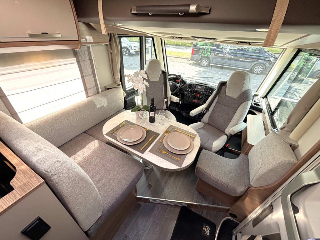 Knaus Live I 650 MEG 9TR AUTOMATIK EINZELBETTEN HUBBETT 160PS Foto: 1