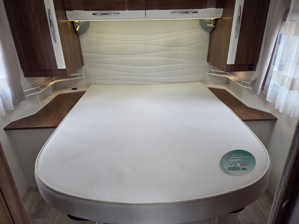 Pilote Sensation P740 Queensbed 2018 foto: 19