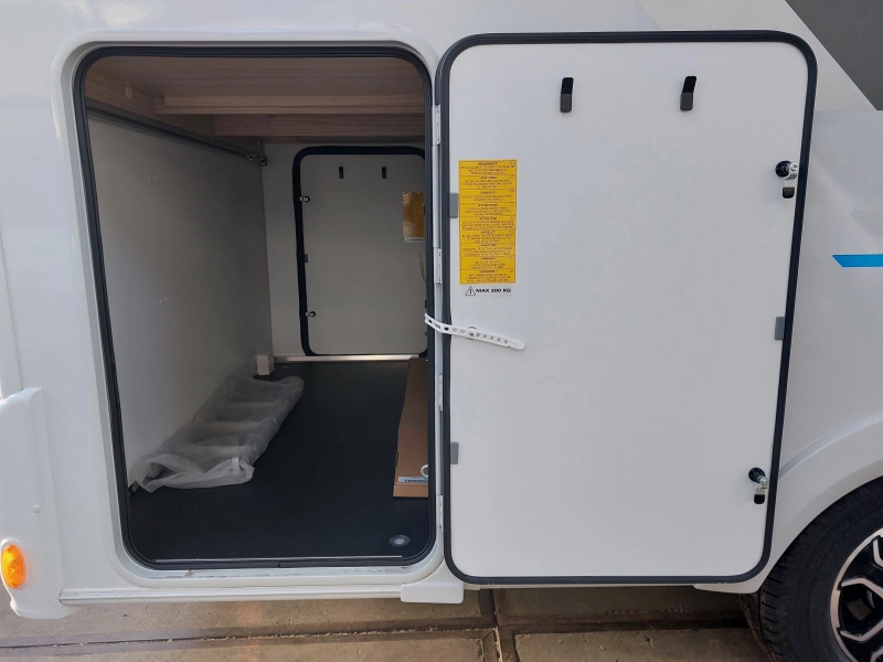 Sun Living S 72 DL Special Edition € 90.000  foto: 22