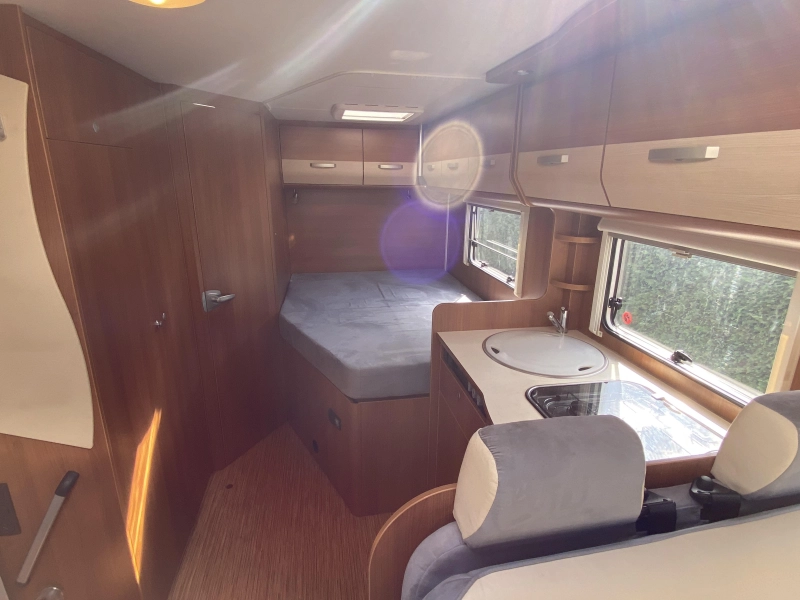 Carado T 345 teilintegriertes Wohnmobil Foto: 10