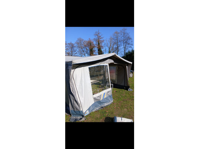Hobby 420 Prestige inkl. Vorzelt Foto: 9