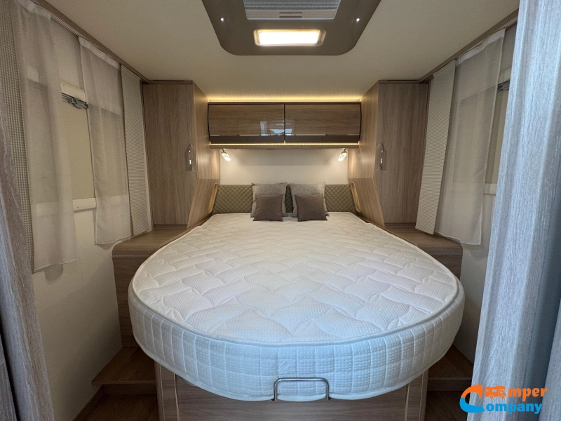 Rapido 696 F Queensbed / Truma E  foto: 17