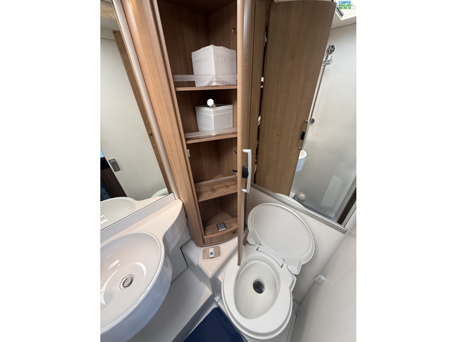 Hymer Hymermobil 002F photo: 23