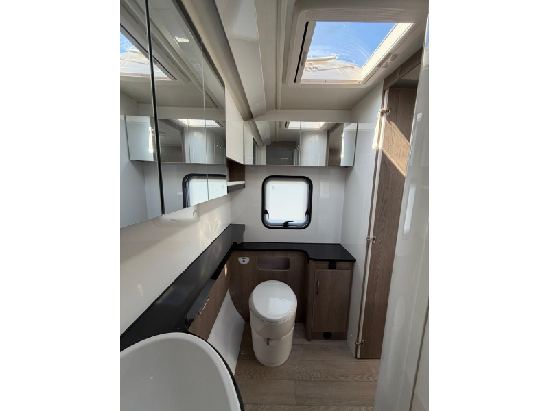 Hobby Prestige 660 WFC 35 JAAR PEN! foto: 11