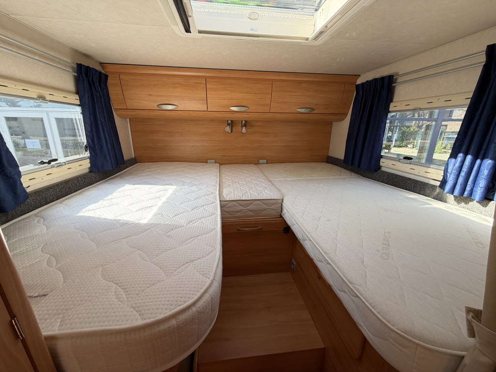 Adria Coral S 660 SL foto: 16