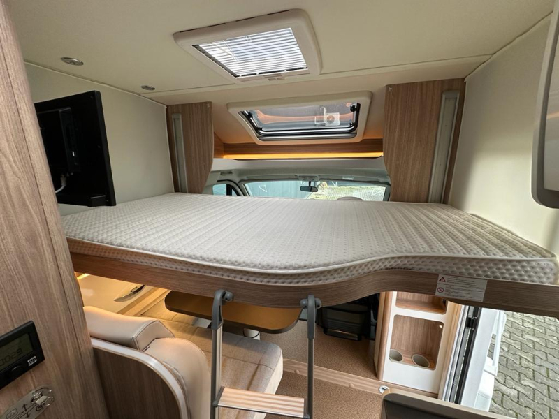Bürstner Delfin T 690 G - navi  foto: 15