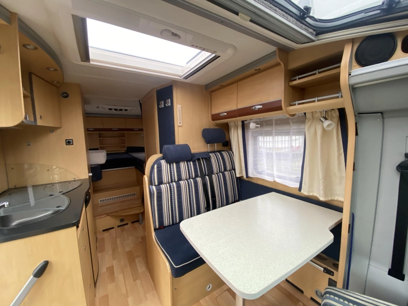 Dethleffs Advantage 6611 T Einzelbetten VOLL Klimaanlage Foto: 6