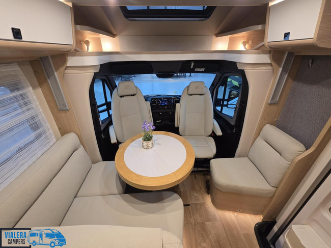 Hymer BMC-T 680 *170pk Automaat* Volledige luchtvering* VOL! foto: 14