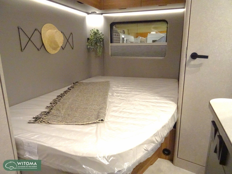 Eriba Novaline 465 Super compact caravan photo: 10