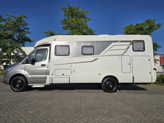 Hymer ML-T 620 163 PK AUTOMAAT 45.588 KM 4400 KG BOMVOL 12 MAANDEN GARANTIE MERCEDES SPRINTER 416 CDI LENGTEBEDDEN SOLAR 18 INCH ALUVELGEN foto: 1