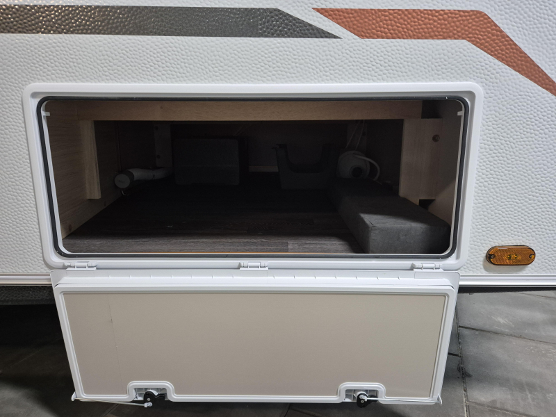 Weinsberg CaraCito 500 QDK Stapelbedden en douche!  foto: 19