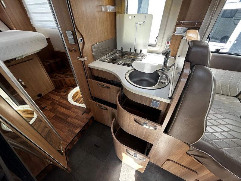 Hymer Tramp CL 698 Litio 150AH, llantas de aluminio nuevas foto: 15