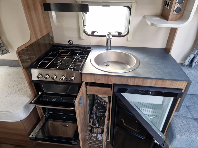 Sprite Mondial 490 SE Luifel/Mover/Fietsdr.  foto: 8