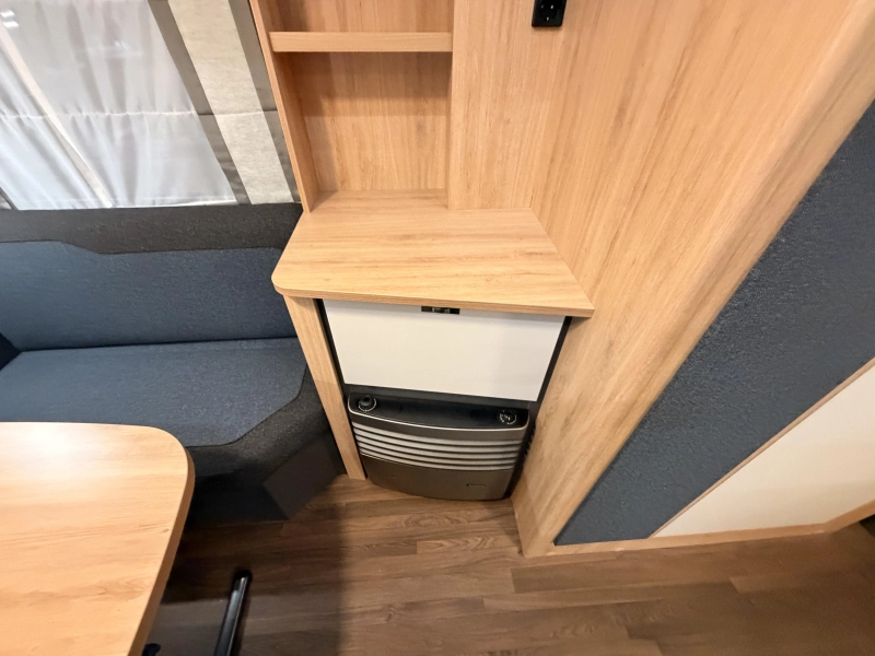Knaus Sport 460 EU 1800KG + Enkele bedden  foto: 6