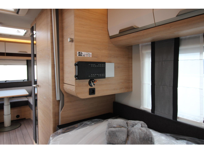 Knaus Sudwind Black Selection 500 EU Enkele bedden & rondzit!  foto: 21