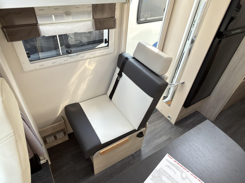 Chausson Special Edition 757  foto: 11