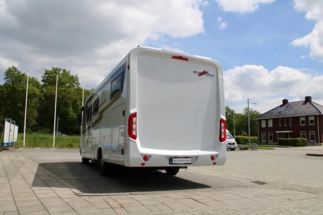Robuuste AUTOMAAT 180 pk Malibu I 490 LE by Carthago hef-en enkele lengte bedden (124  foto: 7
