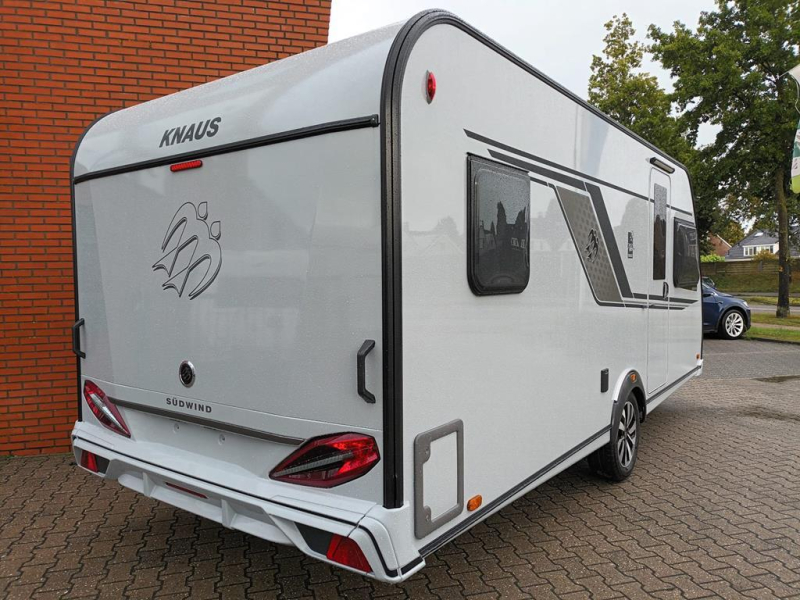 Knaus Sudwind Black Selection 500 UF Foto: 1