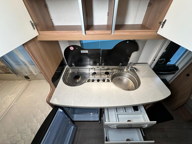 Hobby De Luxe 455 UF Foto: 7