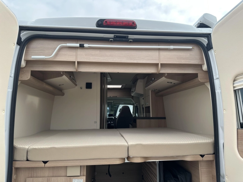 Carthago Malibu Van 600 DB automatic - lithium - photo: 2
