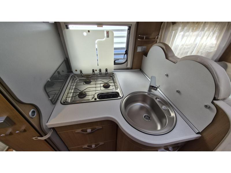 Hymer Tramp 678 Lengtebedden 150PK Heavy  foto: 15