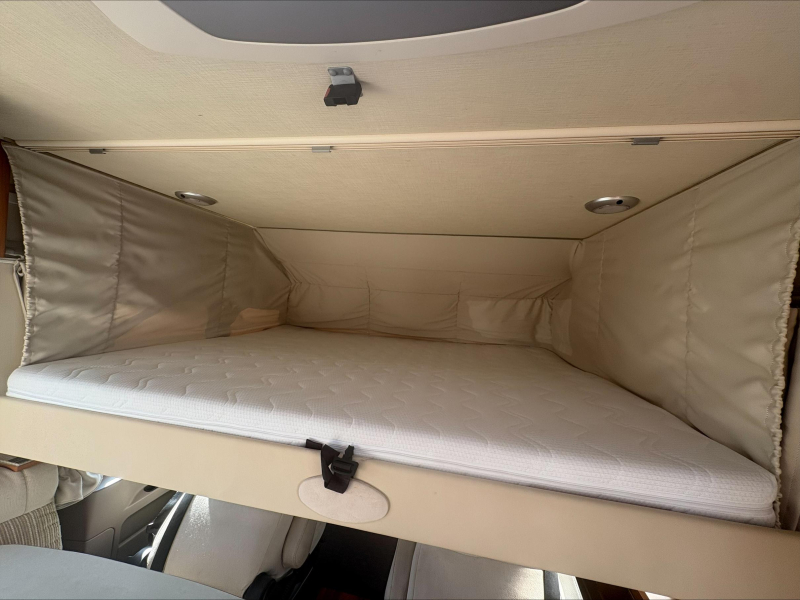 Hymer Exis-i 678 zeer compleet  foto: 11