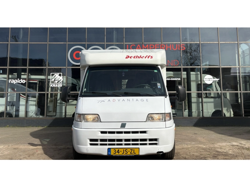 Dethleffs Advantage 6241 T FaceToFace,Vastbed,Luifel  foto: 2