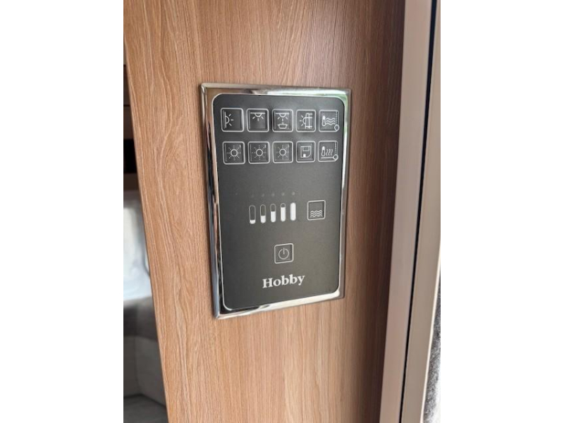 Hobby De Luxe 460 LU Enkele Bedden mover luife  foto: 17