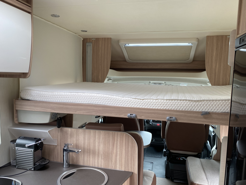Bürstner T660 + Hefbed foto: 5