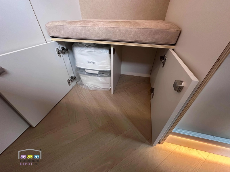 Peugeot Boxer 600 Nieuw gebouwde camper  foto: 15