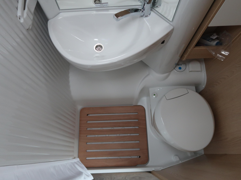 Sunlight Adventure Edition V66 COMPACT/EINZELBETTEN Foto: 5